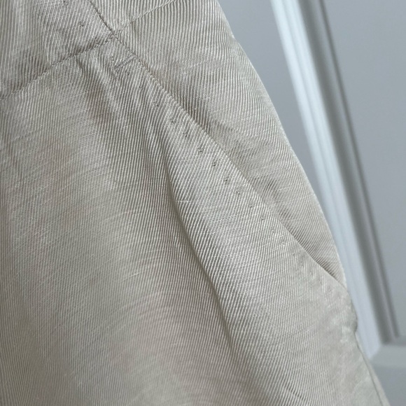 Aritzia - le fou Wilfred - linen pants - size 6 - blazer set in details - Picture 5 of 6